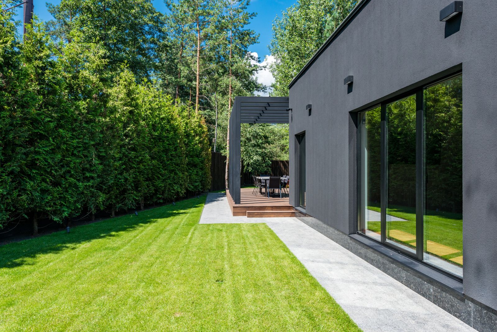 1204 Orchard Bend